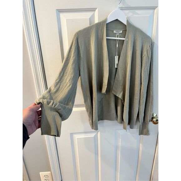 Essentials Milano Sage Green Waterfall Poet Sleeve Cardigan Sweater sz M NWT - Picture 6 of 8